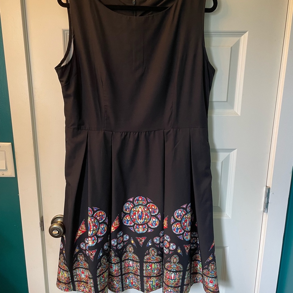 Chic Black Midi Dress with Vibrant Pattern